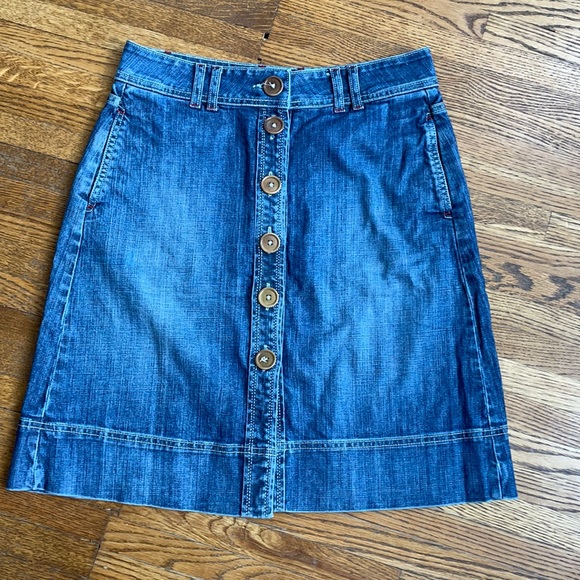 Boden Dresses & Skirts - Boden Jean Skirt Size 10